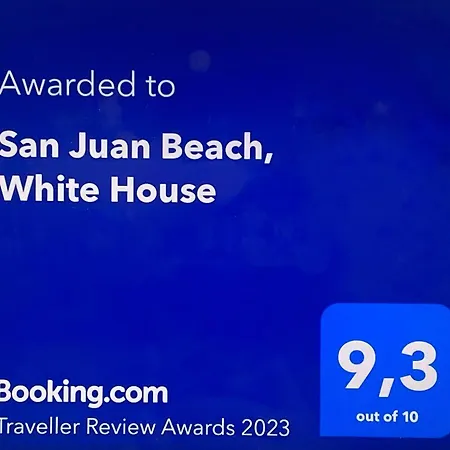 San Juan Beach, White House